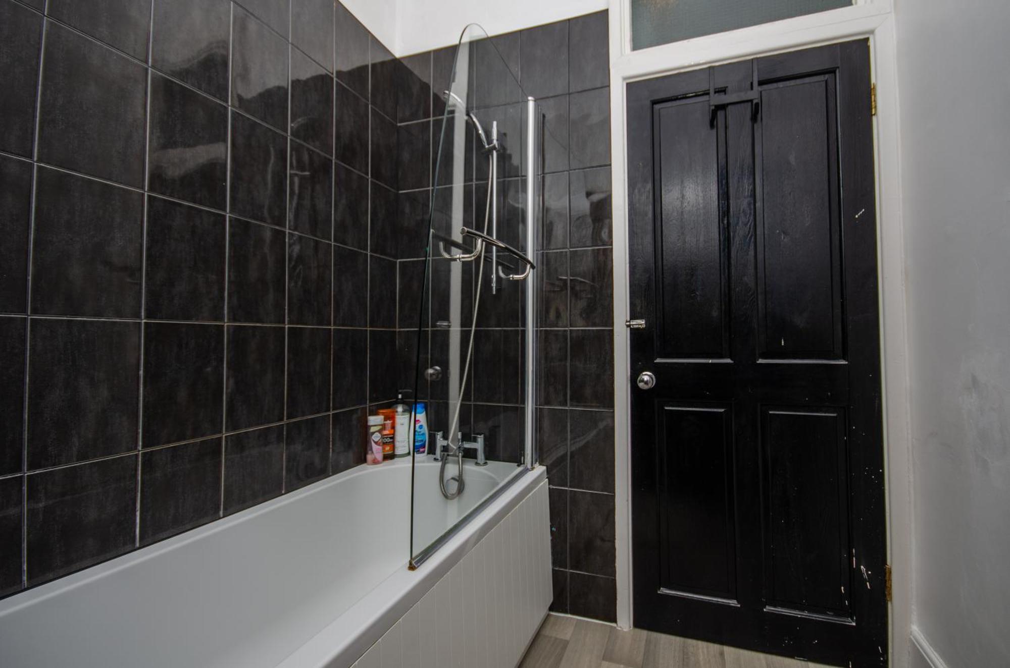 Stylish 91Sqm Victoria 2 Bedroom Apartment Бристол Екстериор снимка