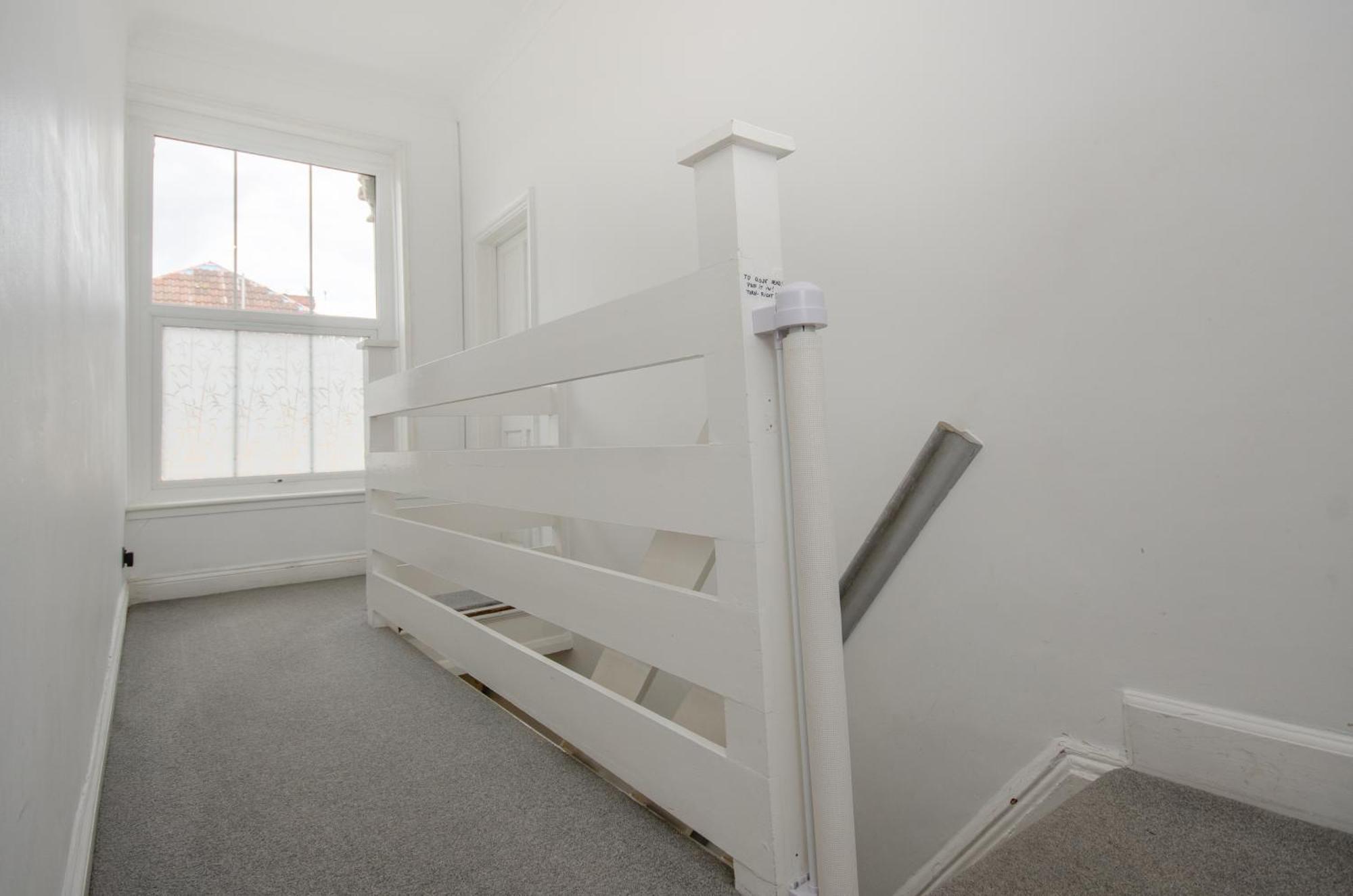 Stylish 91Sqm Victoria 2 Bedroom Apartment Бристол Екстериор снимка
